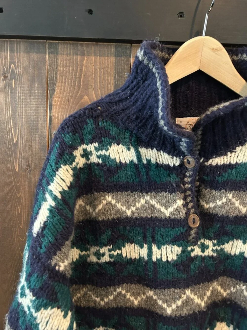 Nuevo Americana 100% Men’s Wool Sweater - Picture 3 of 10